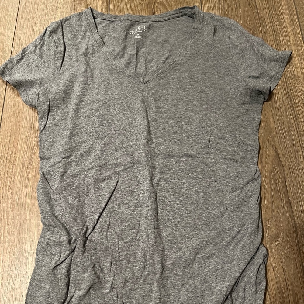 Grey maternity shirt